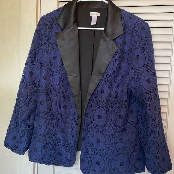Chico's blue lace blazer with black tuxedo collar - Picture 3 of 10